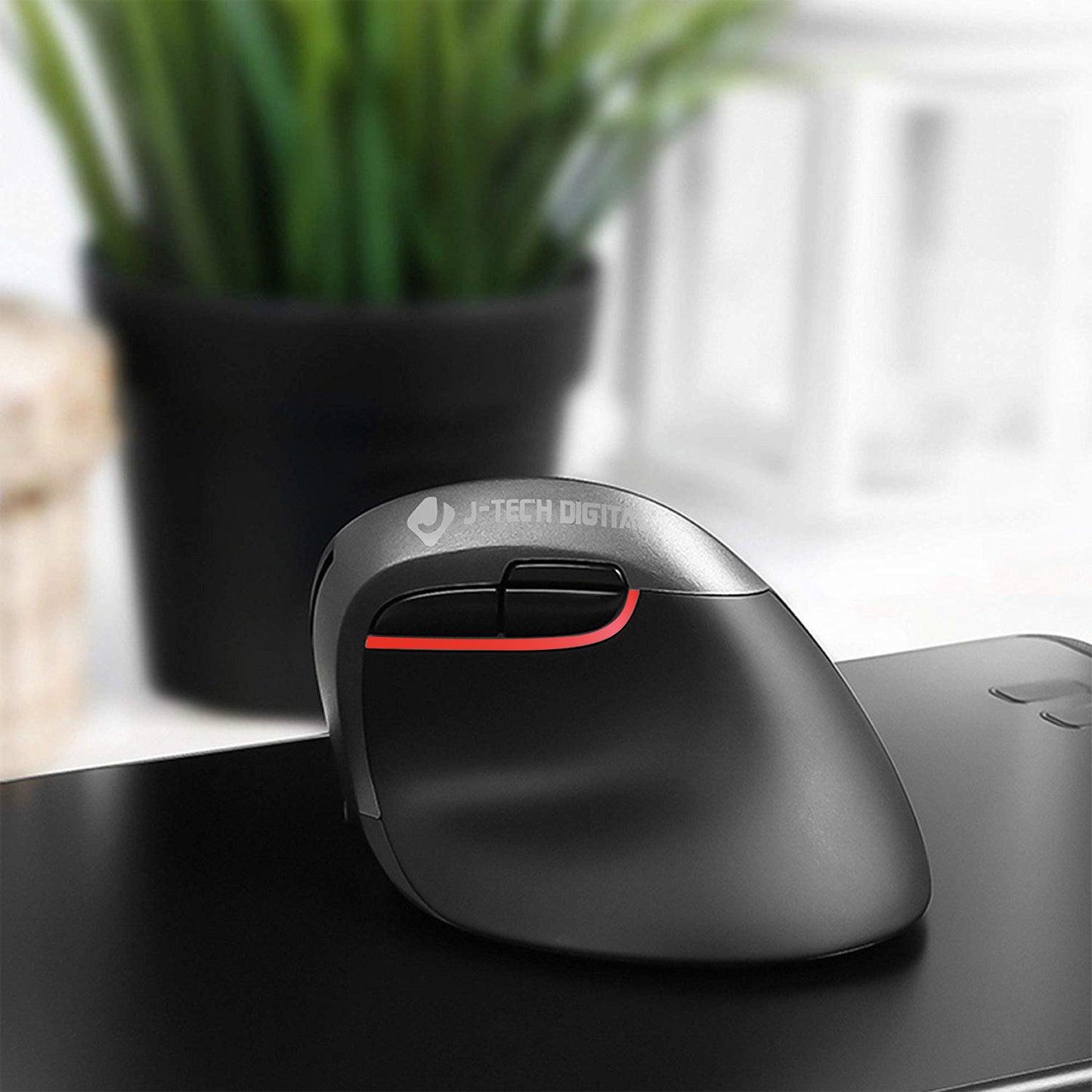 Wireless Ergonomic Vertical Mouse with USB 1600 DPI (Black)